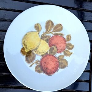 Vintage set of‎ 2 Dinner Plates